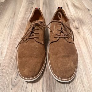 Men’s brown suede shoes